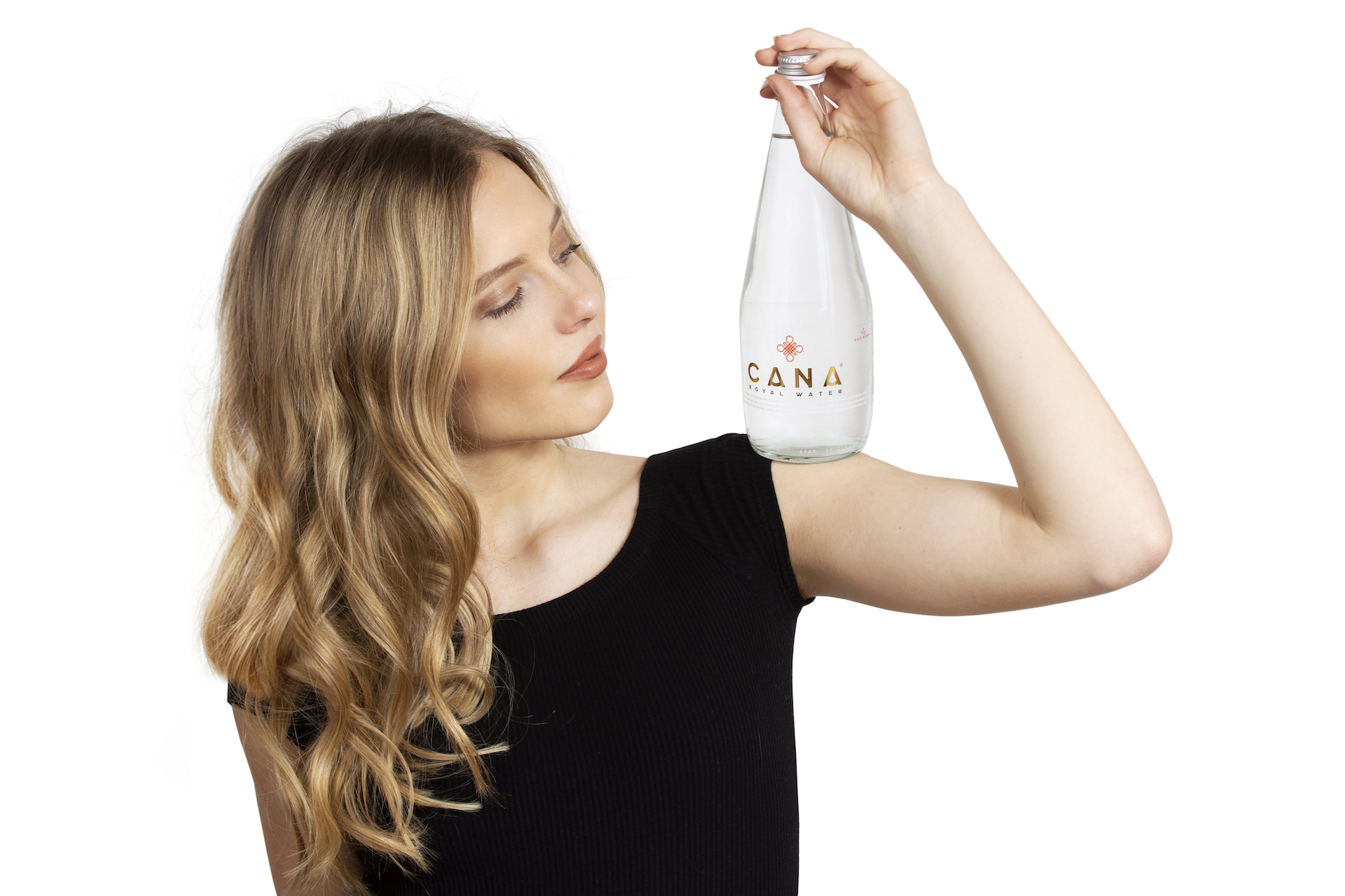 Custom branded private-label water bottles for premium brands